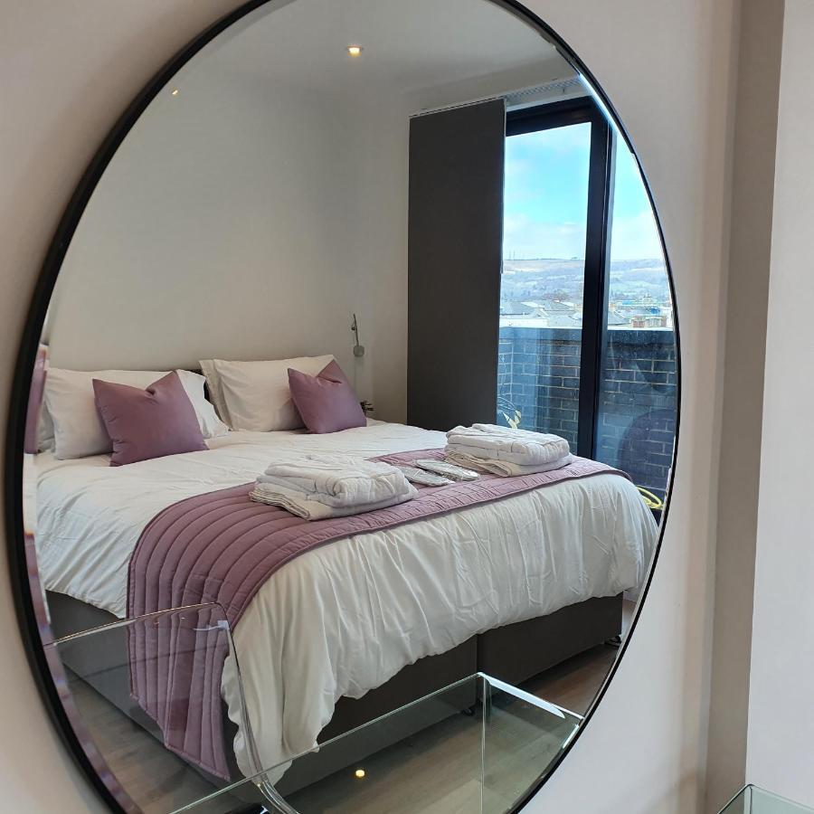 Central Penthouse With Hot Tub & Views 24 Τσέλτενχαμ Εξωτερικό φωτογραφία